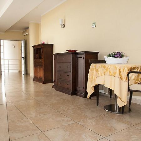Hotel Demar Ольбия Экстерьер фото