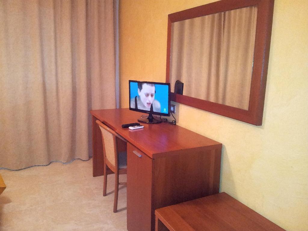 Hotel Demar Ольбия Экстерьер фото
